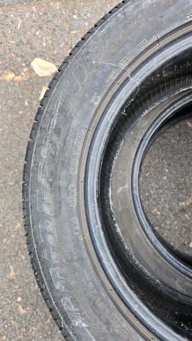 4 Cauciucuri bridgestone vara 235 55 17 de pe vw tiguan
