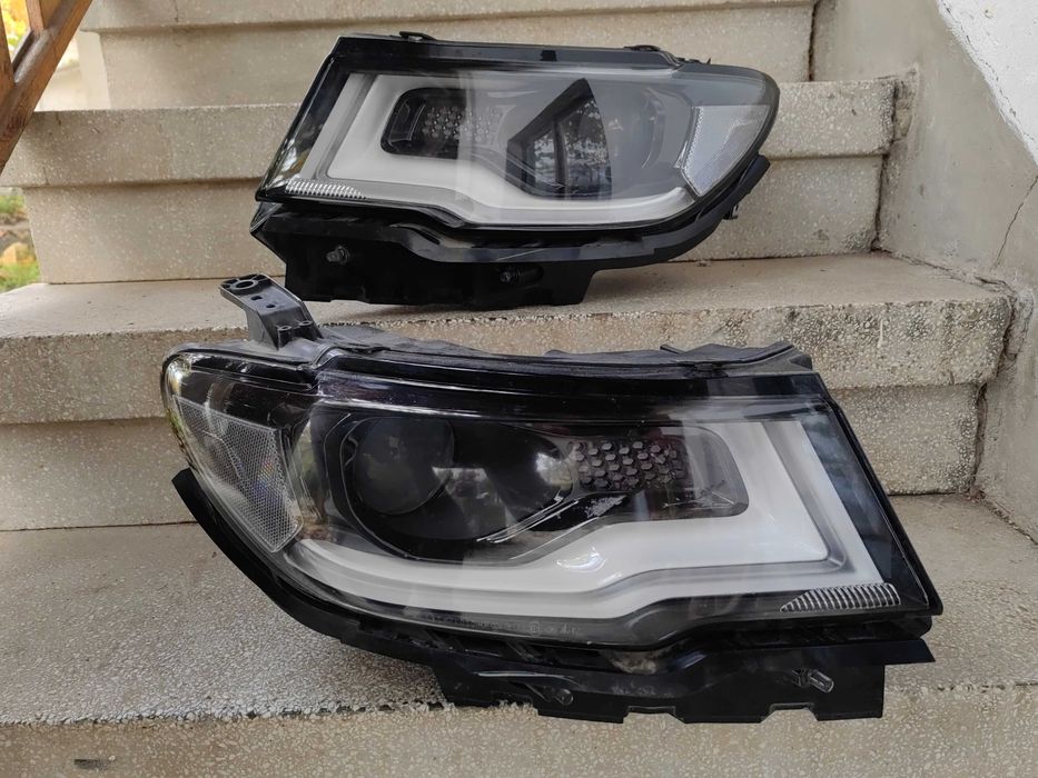 Фарове Jeep Compass ляв десен / Фар Compass халогенни Оригинални