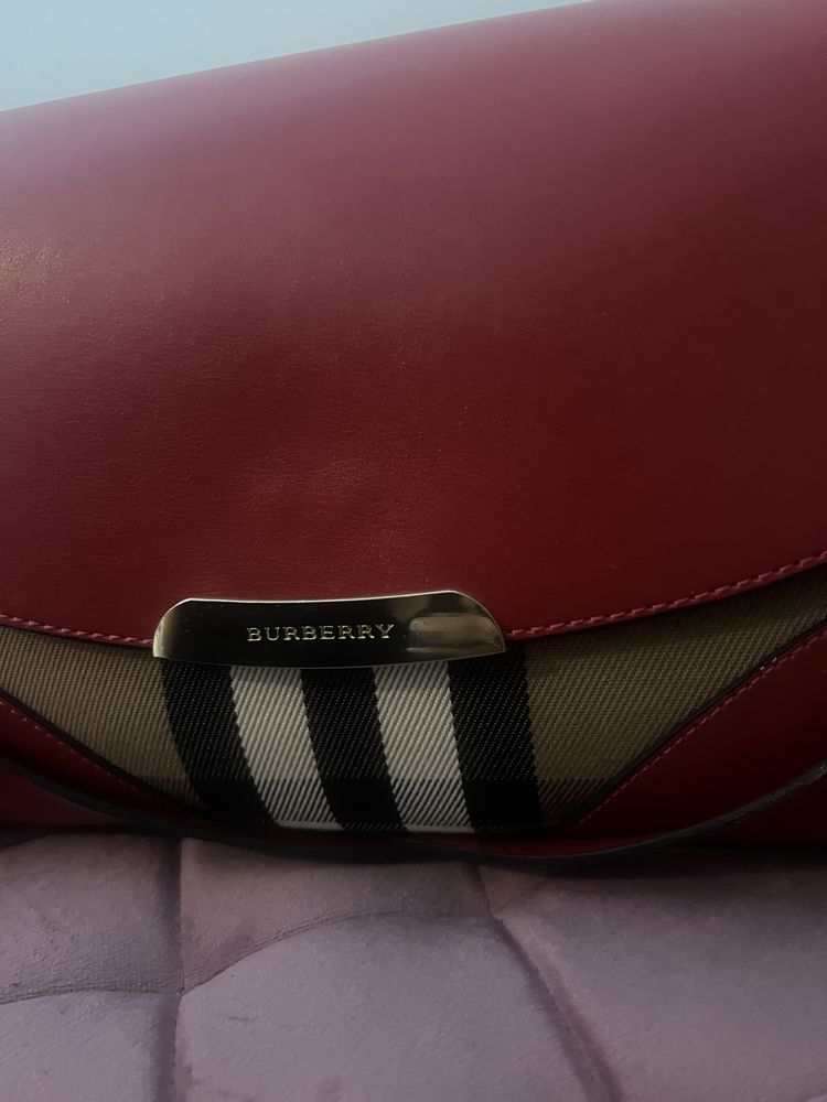 Geanta Burberry clasica