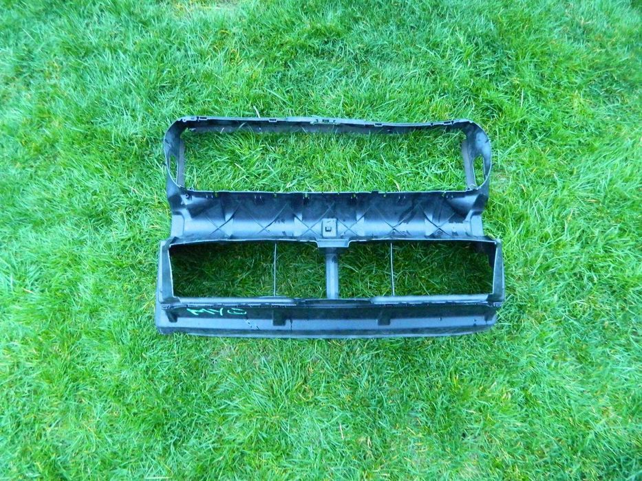 Difuzor aer,deflector radiatoare Bmw seria 5,7 F01 / F02 cod 187798-15