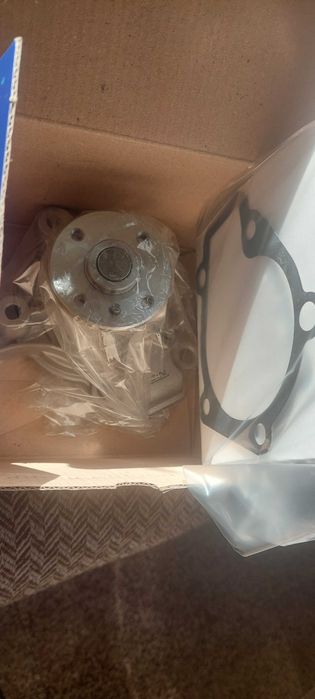 Водна помпа за Elantra (бензин)