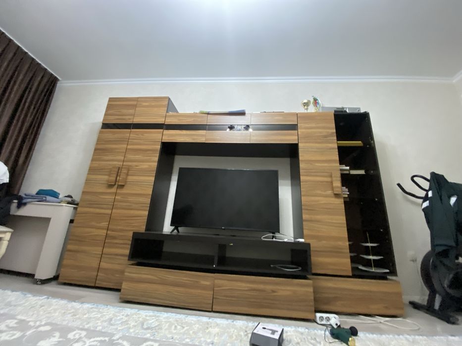 Продам шкаф полностью