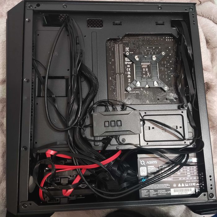 ASUS RTX4060Ti i5-14600KF 32GB 1TBSSD Garantie2026-2027