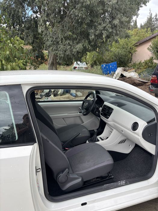 Volkswagen up 1.0 move up