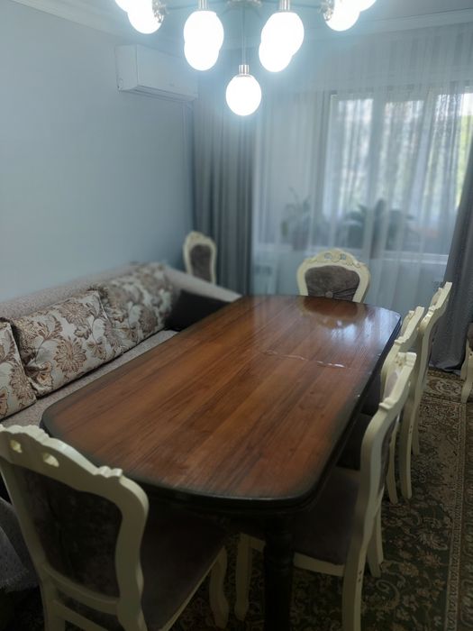 Стол 8 стульев продается