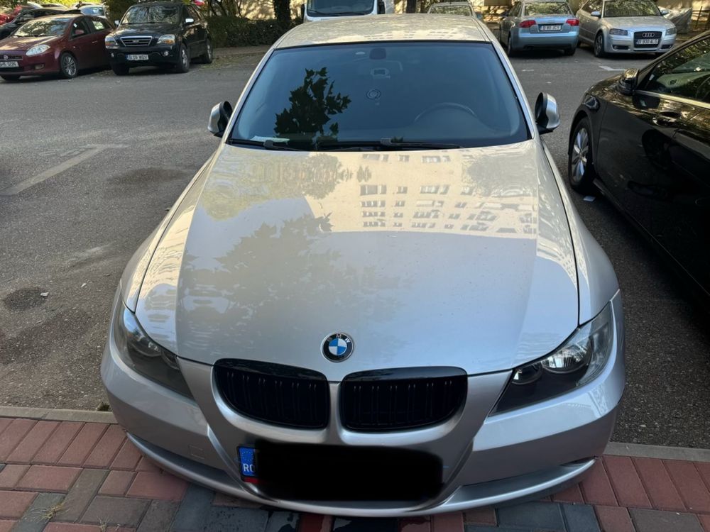 Vand BMW Seria 3 Gri 2005 Benzina