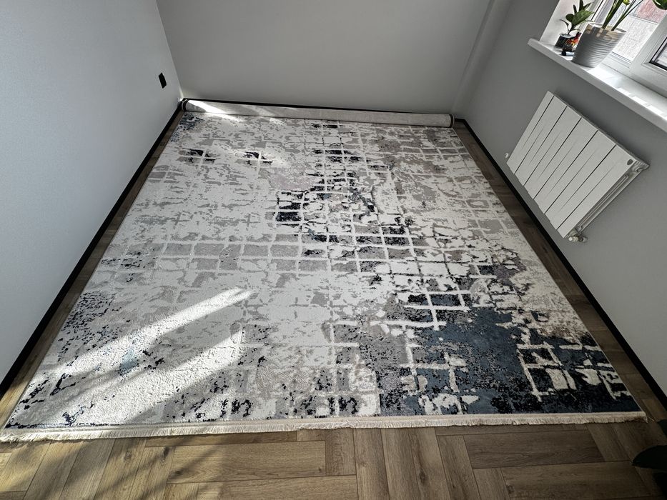 Продам ковер в хорошем состояний