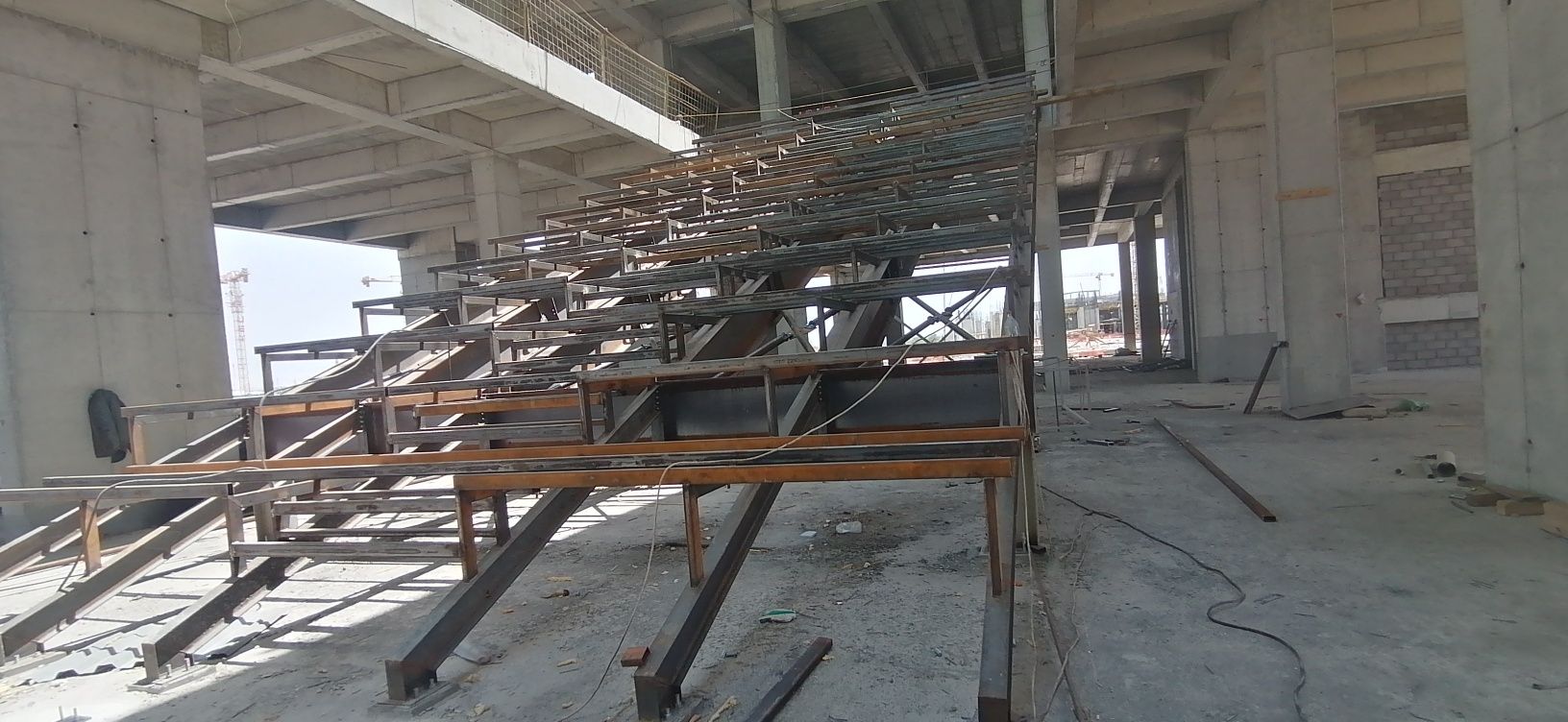 Metalakonstruktsiya ushlari qilamiz