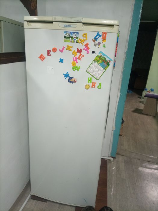 Продам Холодильник Бирюса