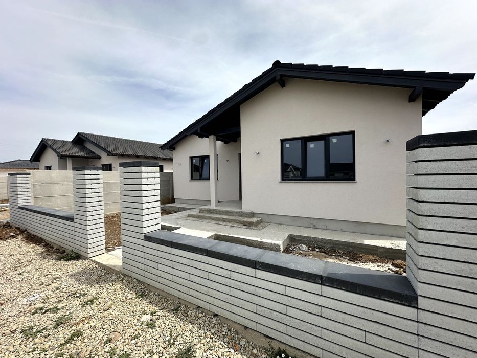 Bocalin Home vinde casa noua în Santandrei (GARD INCLUS)