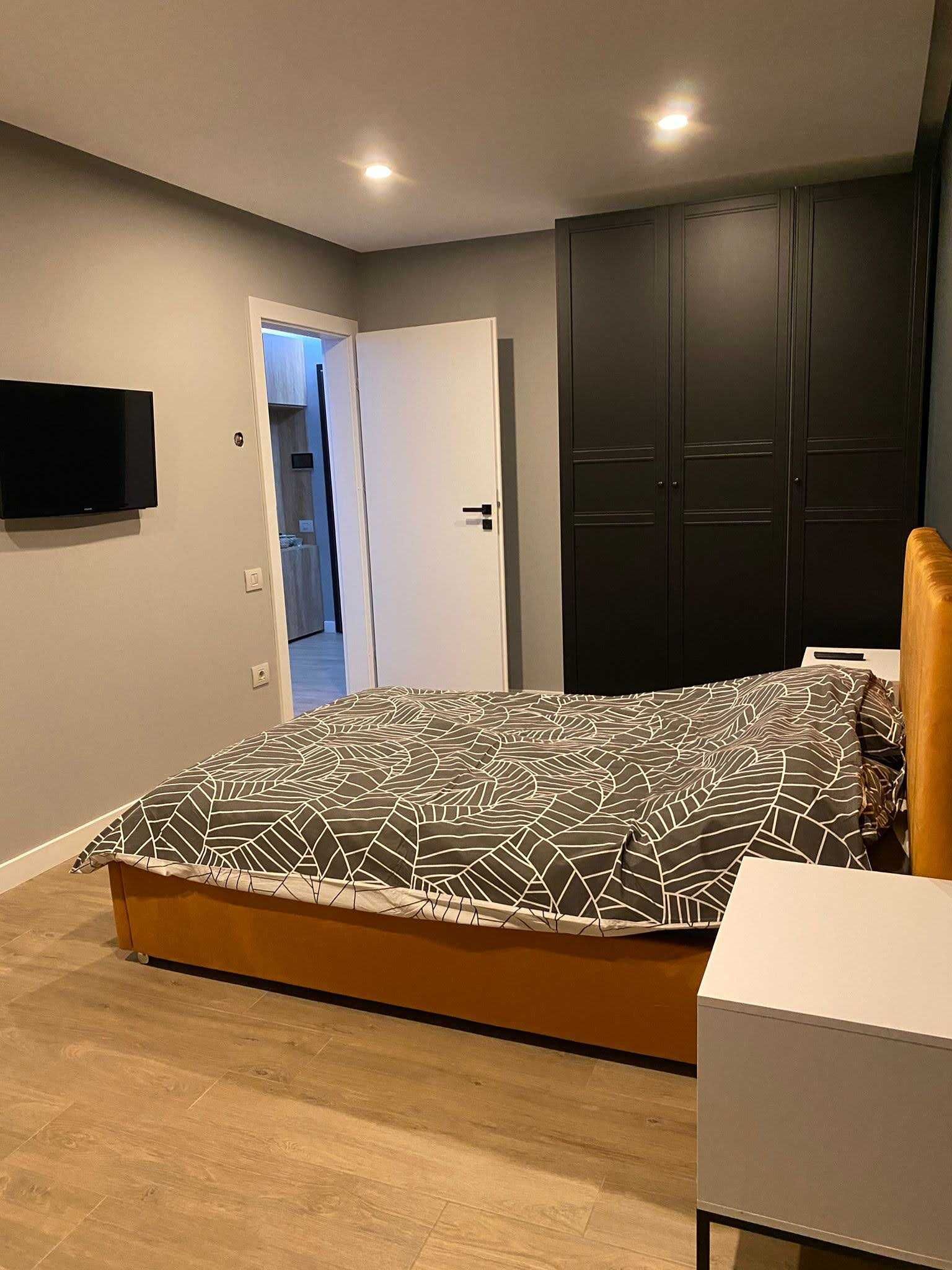 Apartament cu  3 Camere - zona Maurer Residence