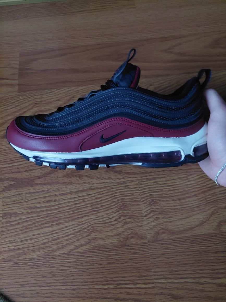 Vând Nike AIR MAX 97