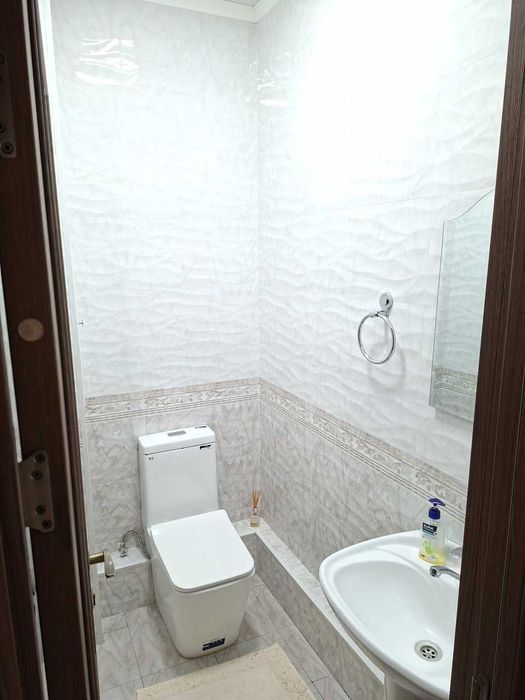 4 комнатная хороший ремонт 100м2 ориентир Японский сад, метро Бадамзар