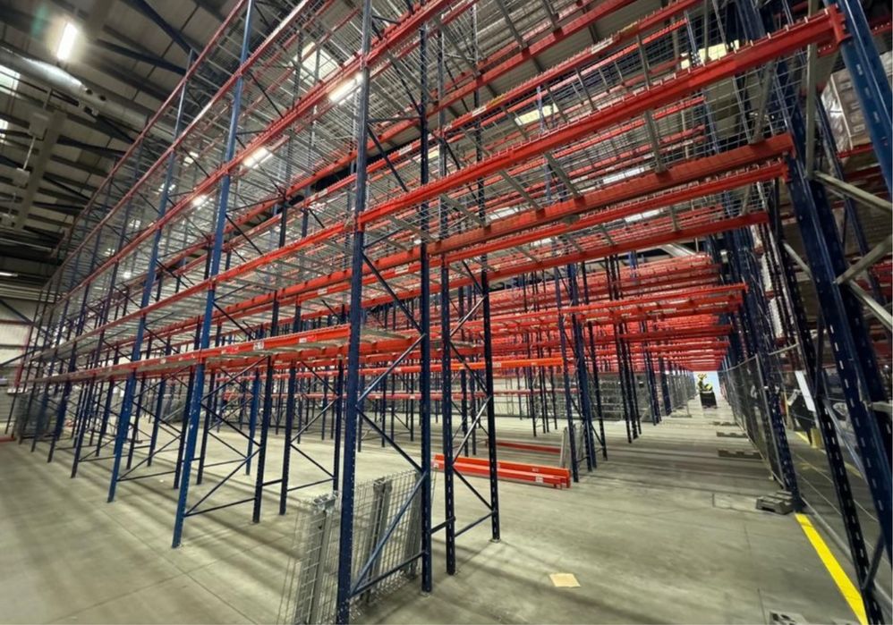 Rafturi metalice in stoc mai multe detali sunati