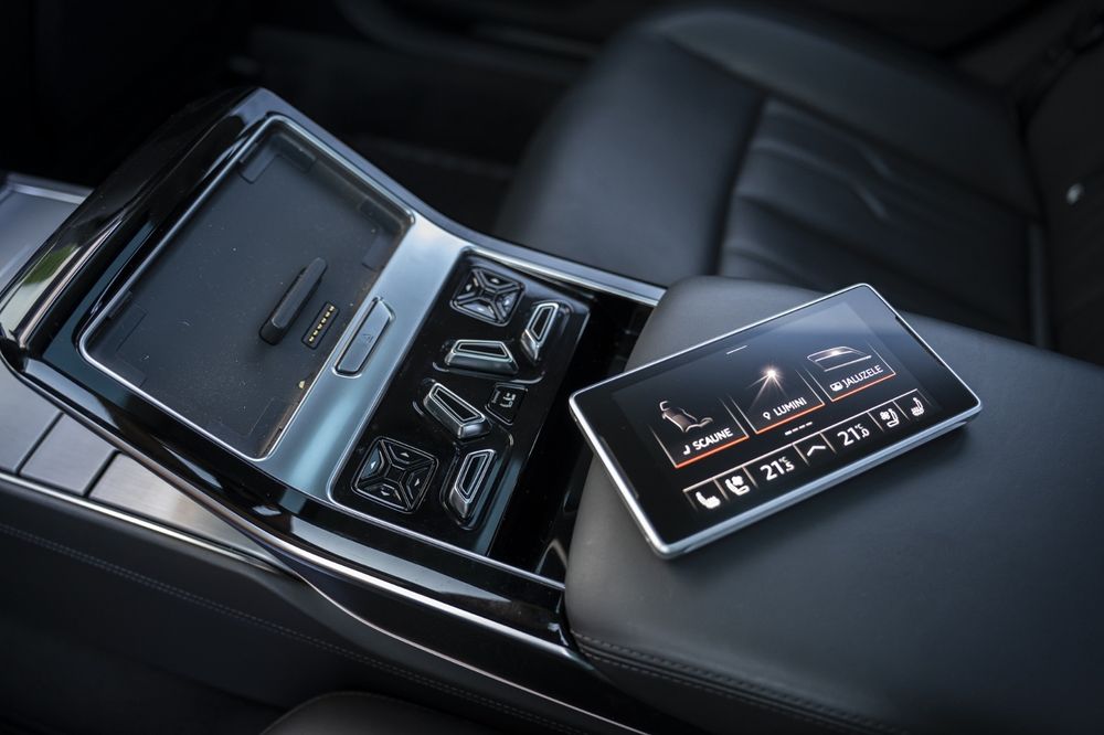 Audi A8 Long 2018 mega full 96 mii km pentru pretentiosi !