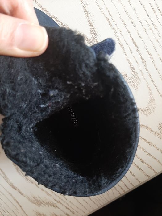 Продается детские ботинки