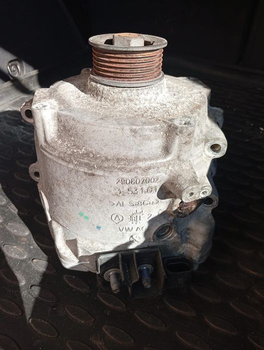 Vând alternator audi mild hibrid audi