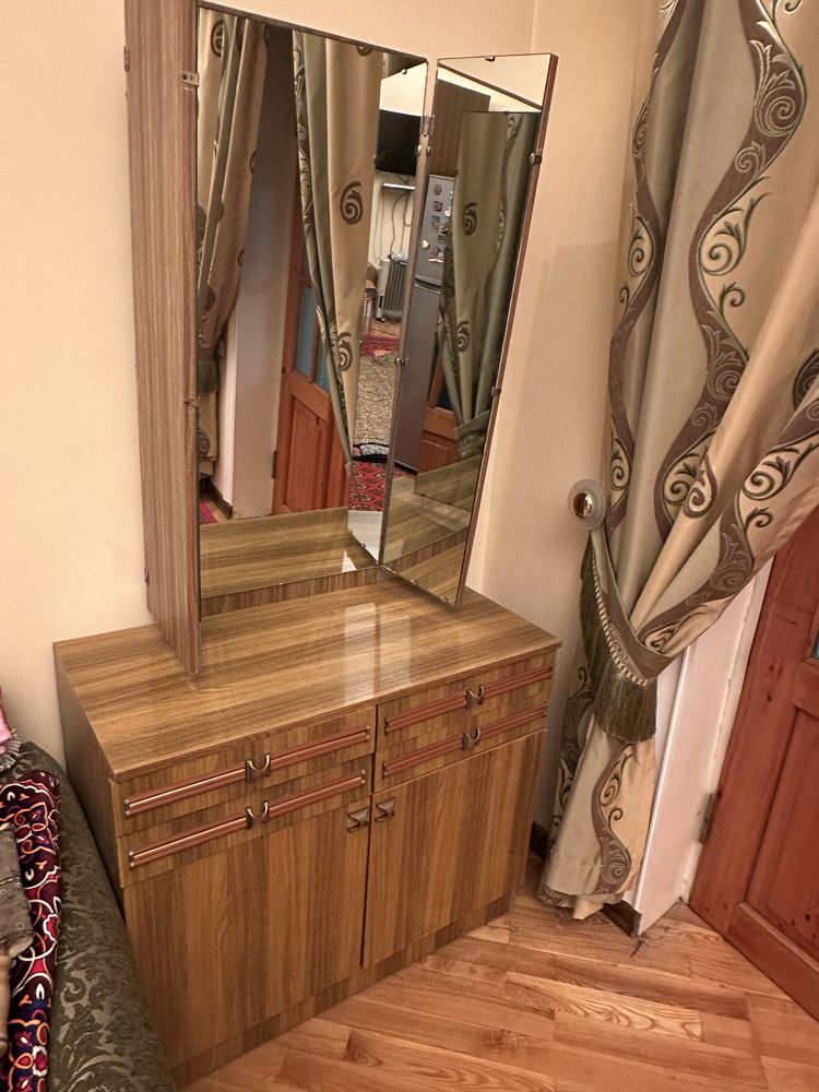 Продаётся Советкий мебель