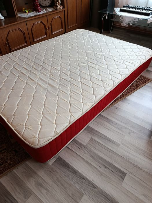 Saltea pat, in stare foarte bună