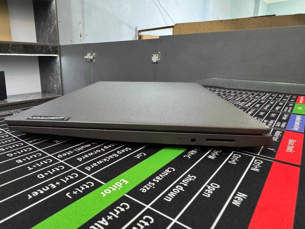 Ноутбук офисный Lenovo V15 Intel Core i3-1215U