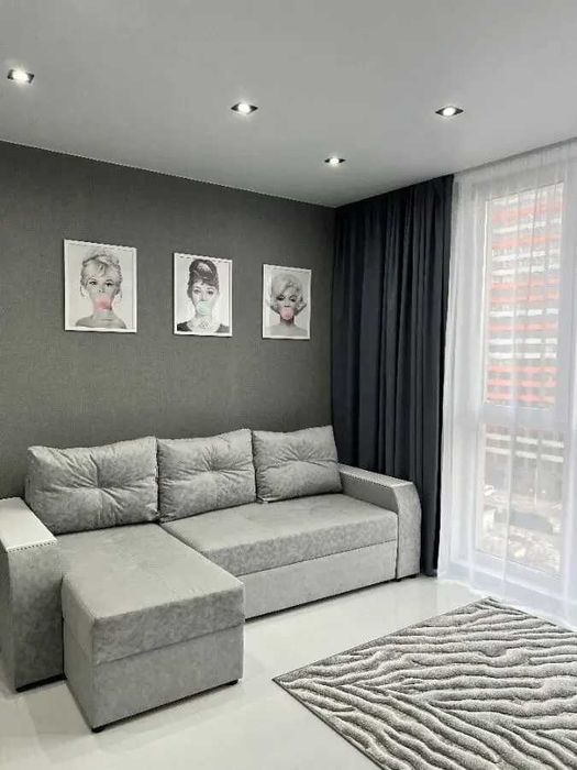 Двустаен имот в кв.Редута