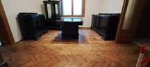 Mobilier vechi  din lemn masiv