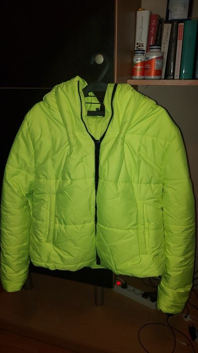 Зимно яке VETEIDA/EXCLUSIVE с голяма качулка