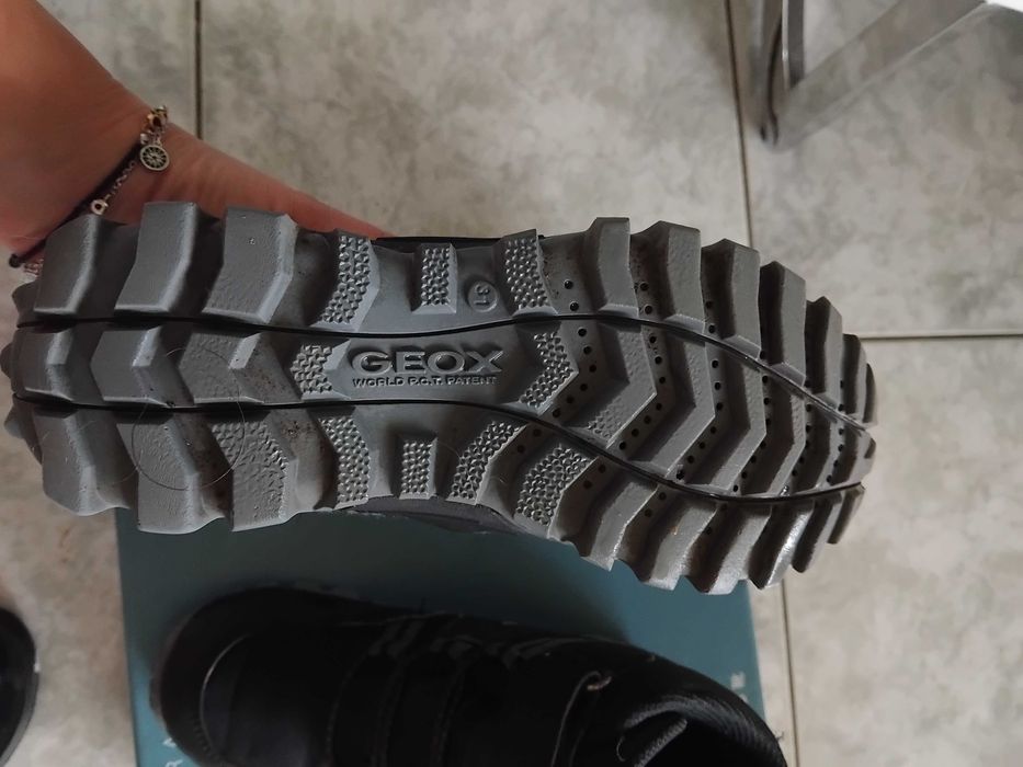 Зимни боти на Geox, номер 31
