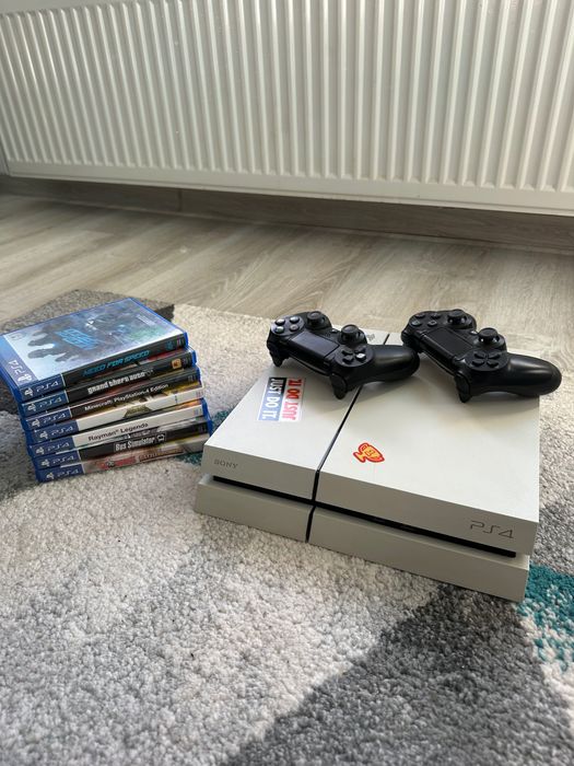 PlayStation4 500GB в добро състояние. (PS4 FAT)