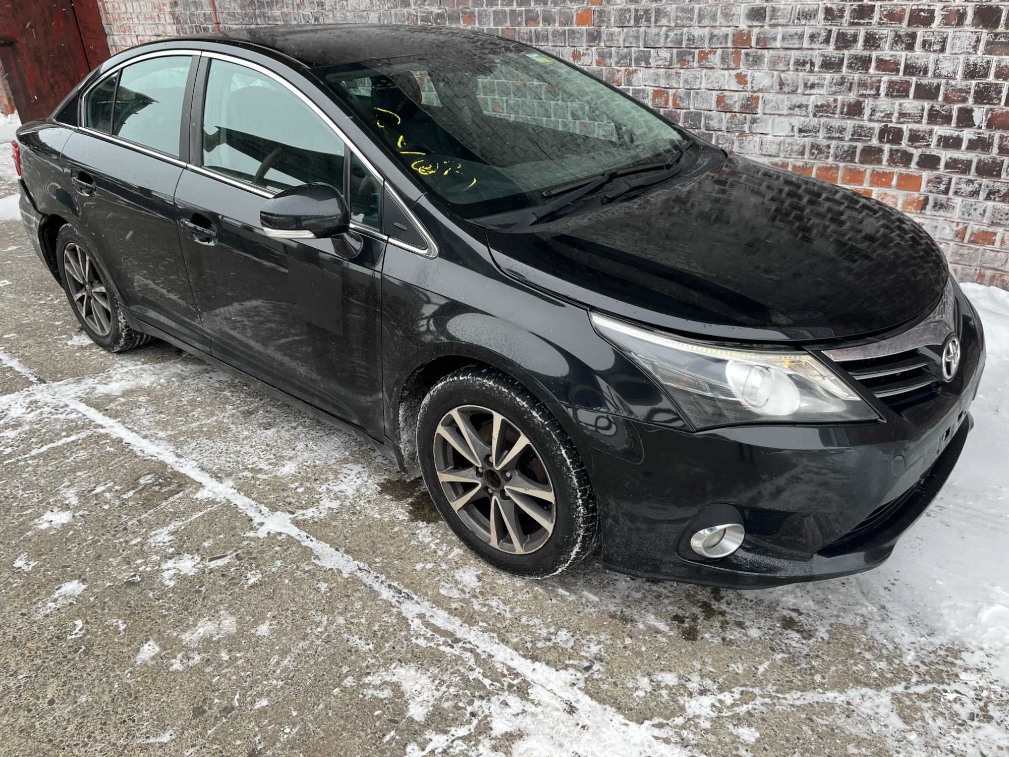 usa dreapta fata si piese toyota avensis 2010-2015 din dezmembrari