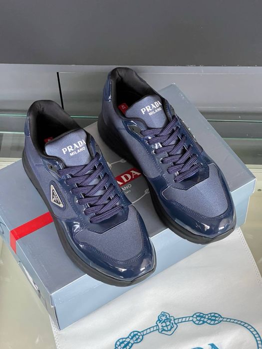 Adidasi Prada noi !!! Marimi 40/44 !!!