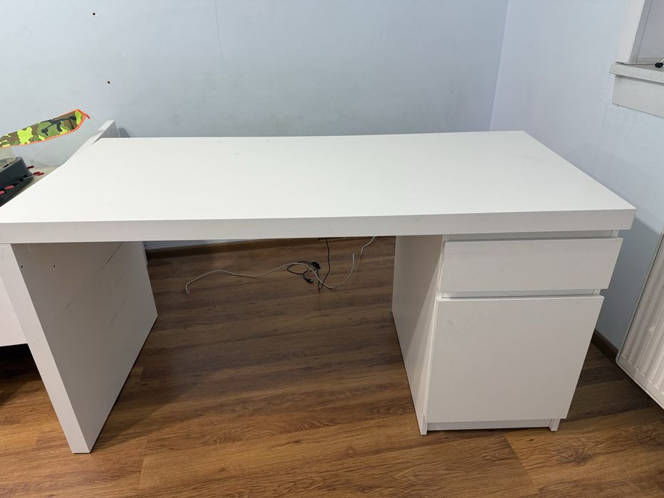 СРОЧНО Продам стол письменный IKEA