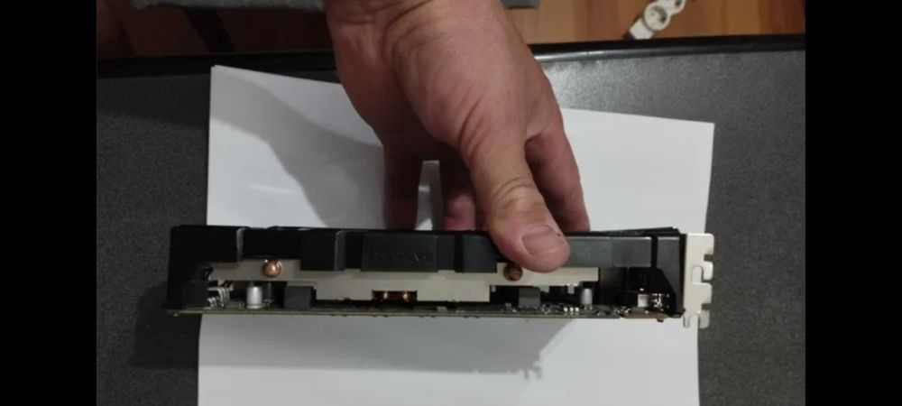 Placa video Sapphire Radeon HD7850 2gb ddr5