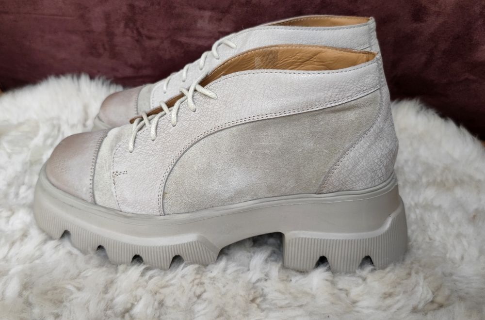 Дамски български обувки Gabin 38