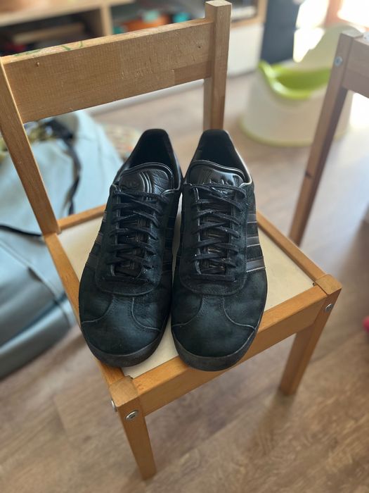 Adidas Gazelle triple black 44 2/3 мъжки