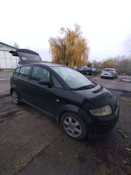 Vând audi A2 benzina inmatriculat