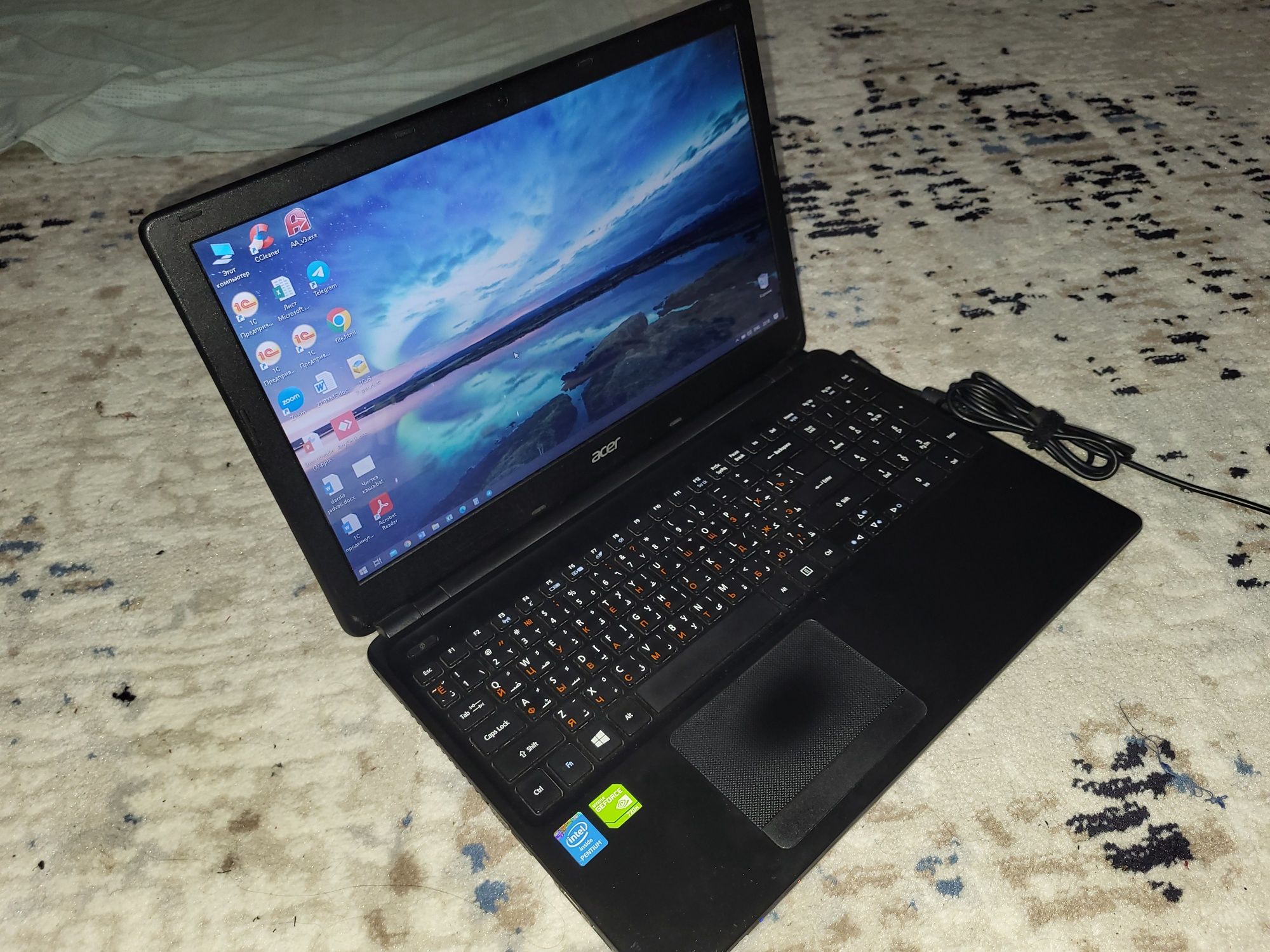 Acer Apire E1 series