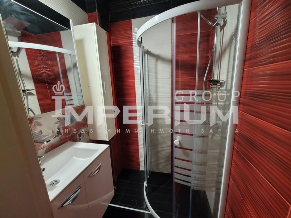 Дава се под наем Тристаен апартамент в Варна, Спортна зала - 80 кв.м за 612 € - Снимка #11