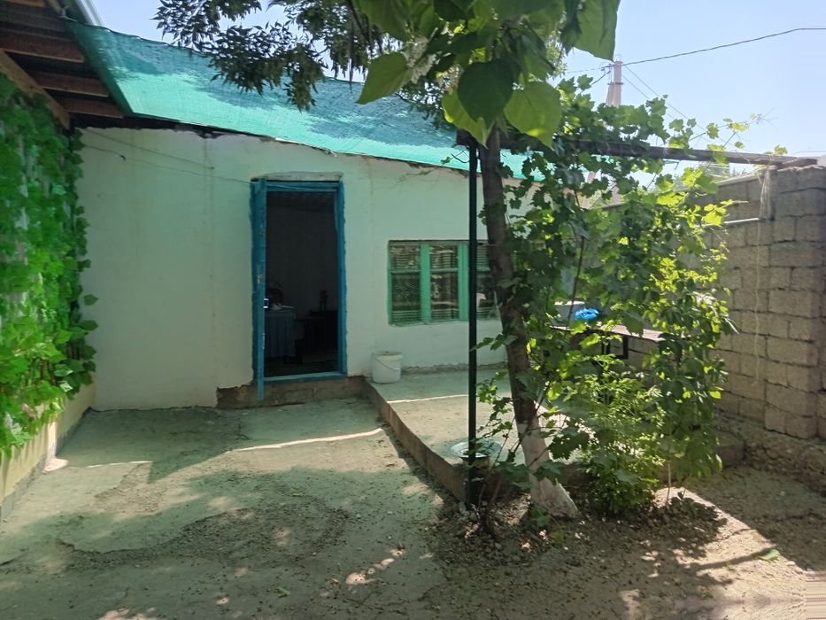 Продаётся дом в сельской местности.Уй сотилади Бука туманида.