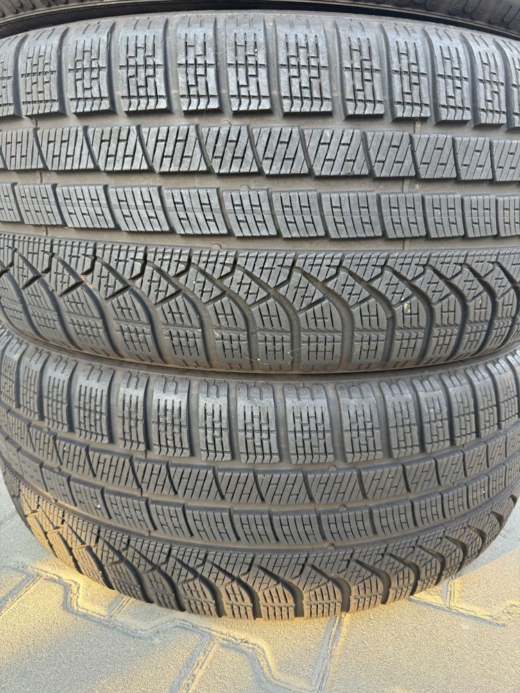 Нови Зимни Гуми Pirelli 245/50/19 с хомологация за BMW