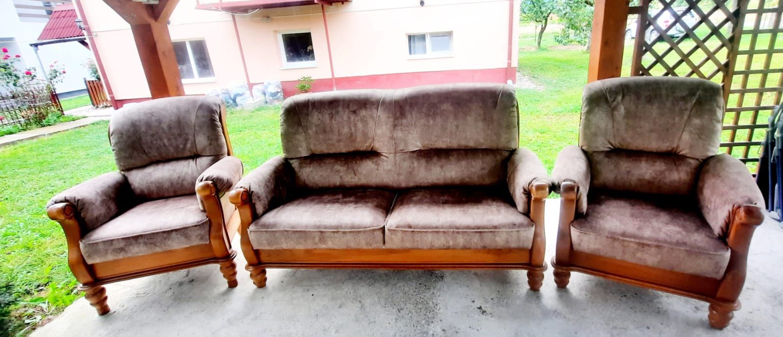 Canapea cu 2 fotoli ,lemn masiv