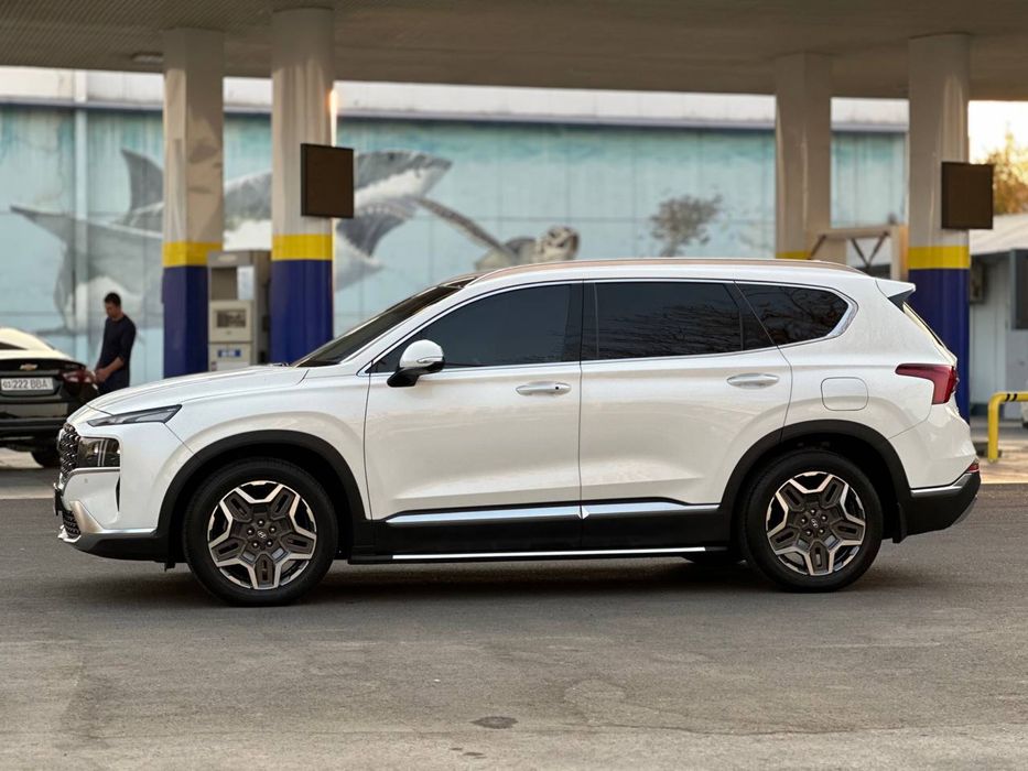 Продаётся Hyundai SantaFe 3.5L 2021 года