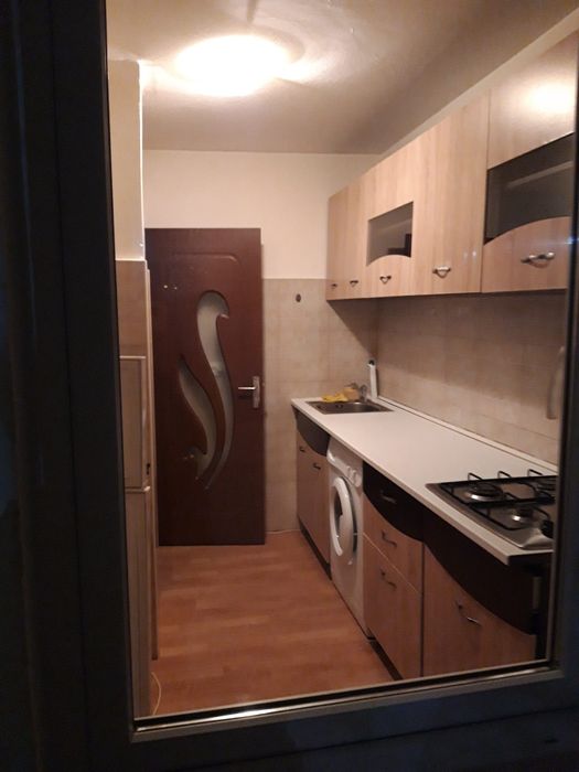 Închiriez apartament Nicolina