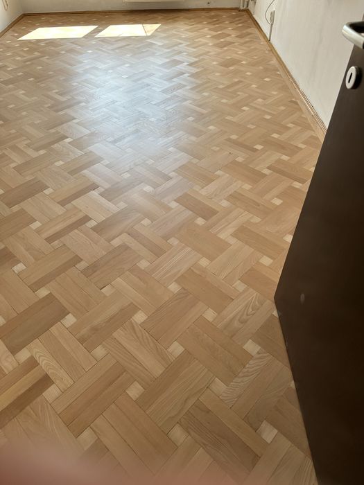 Raschetare parchet masiv