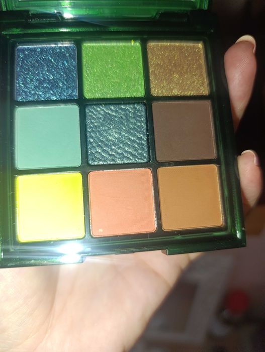 Оригинална палитра сенки за очи wild huda beauty