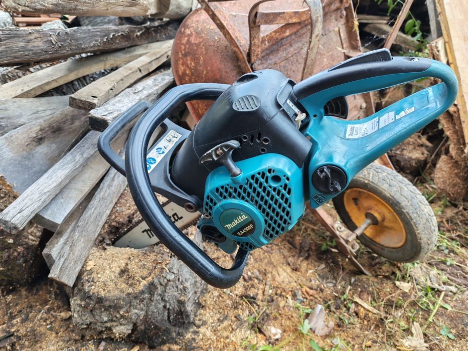 Makita EA4300F drujba