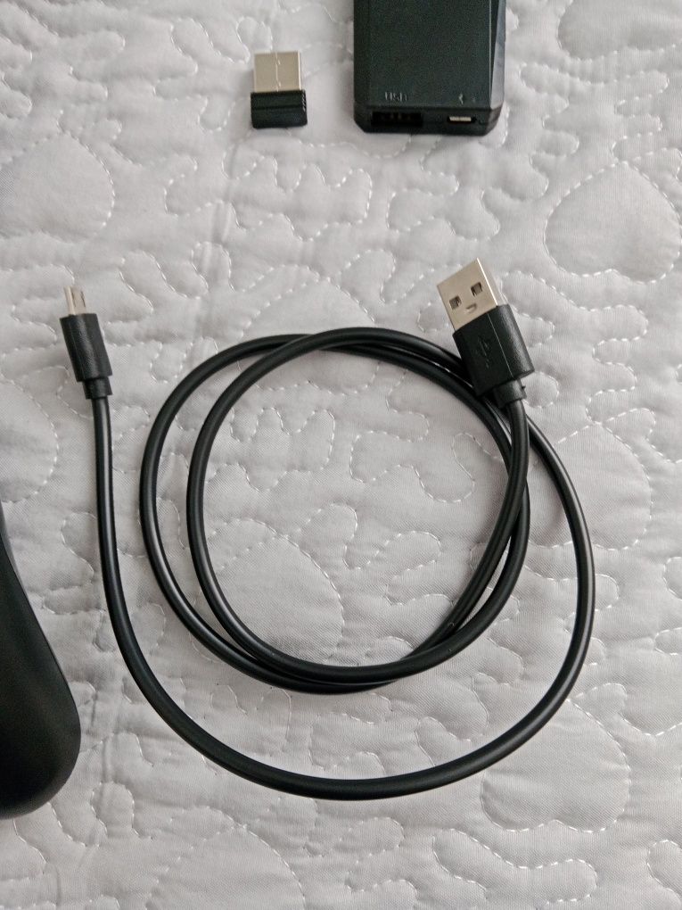 Продам Game Stick 15000+ ретро игр