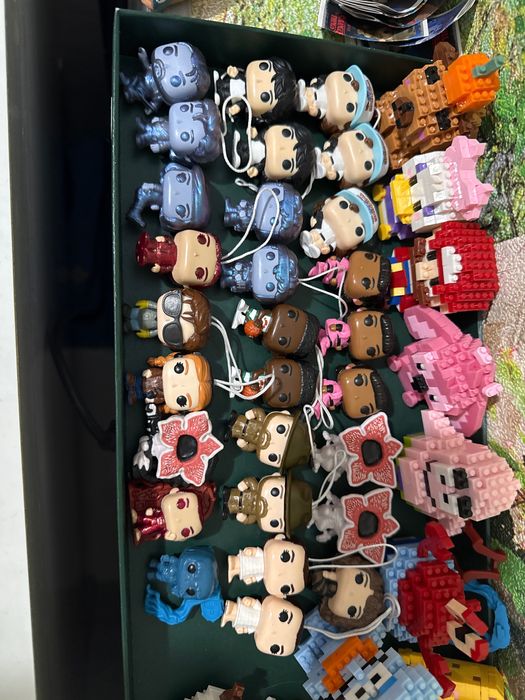 Очень Странные Дела Киндер обменяю