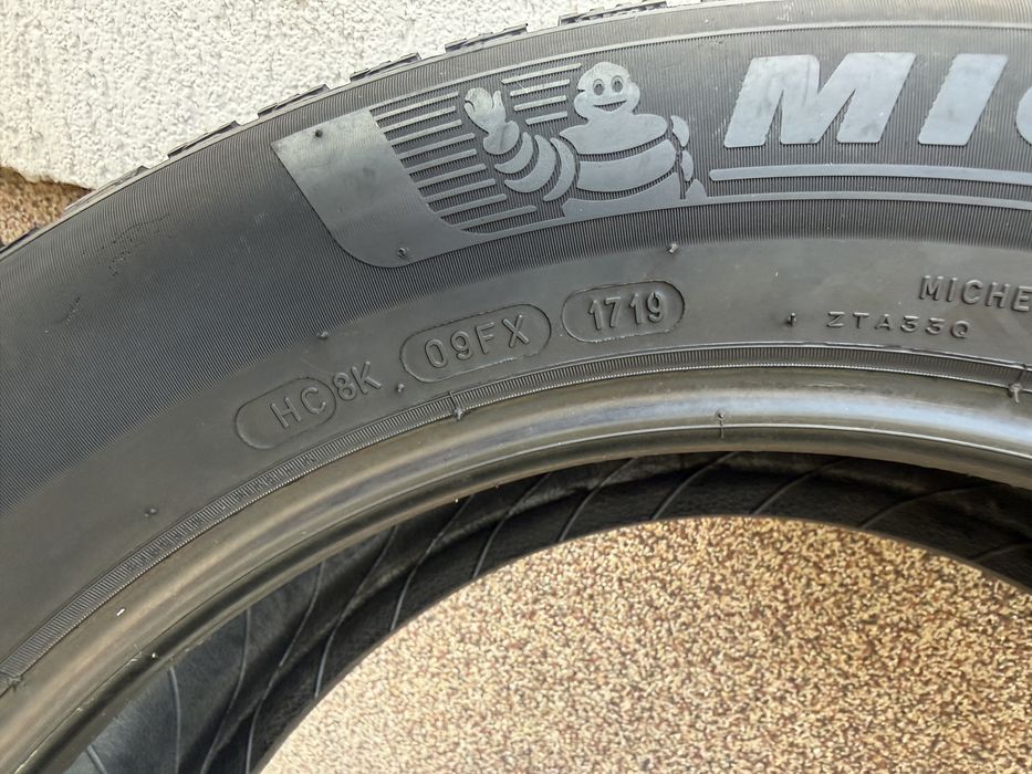 Гуми Mishelin 225 55 17 зимни