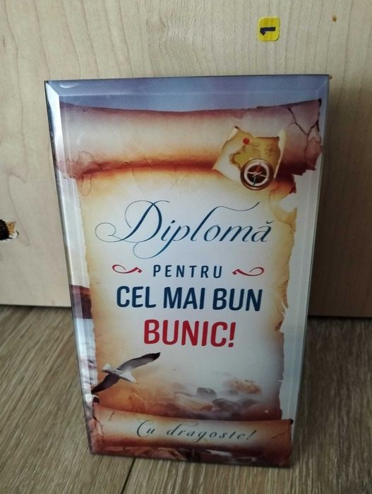 Diplome decorative din sticlă